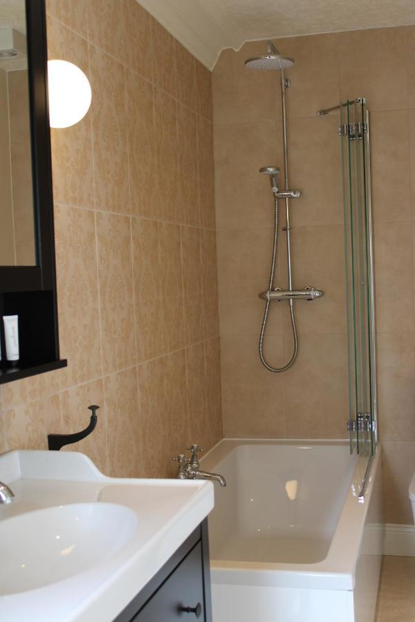 Belford House Self Check-In Rooms & Apartments 홀트휘슬 외부 사진