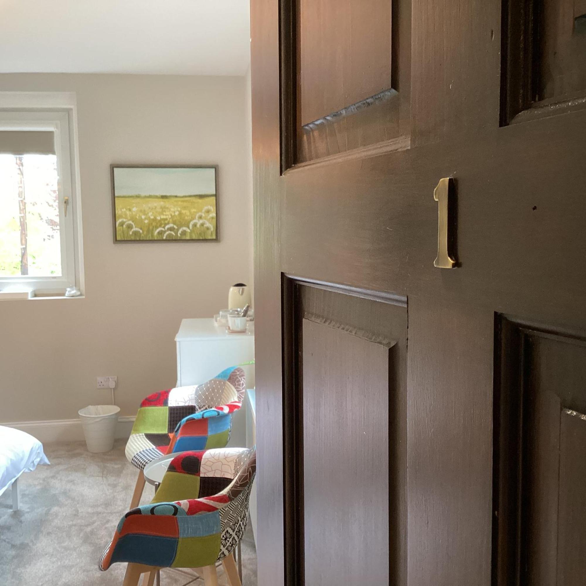Belford House Self Check-In Rooms & Apartments 홀트휘슬 외부 사진