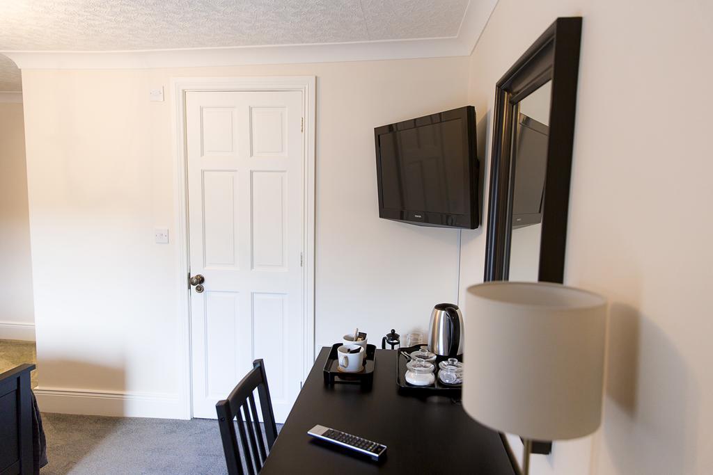 Belford House Self Check-In Rooms & Apartments 홀트휘슬 외부 사진