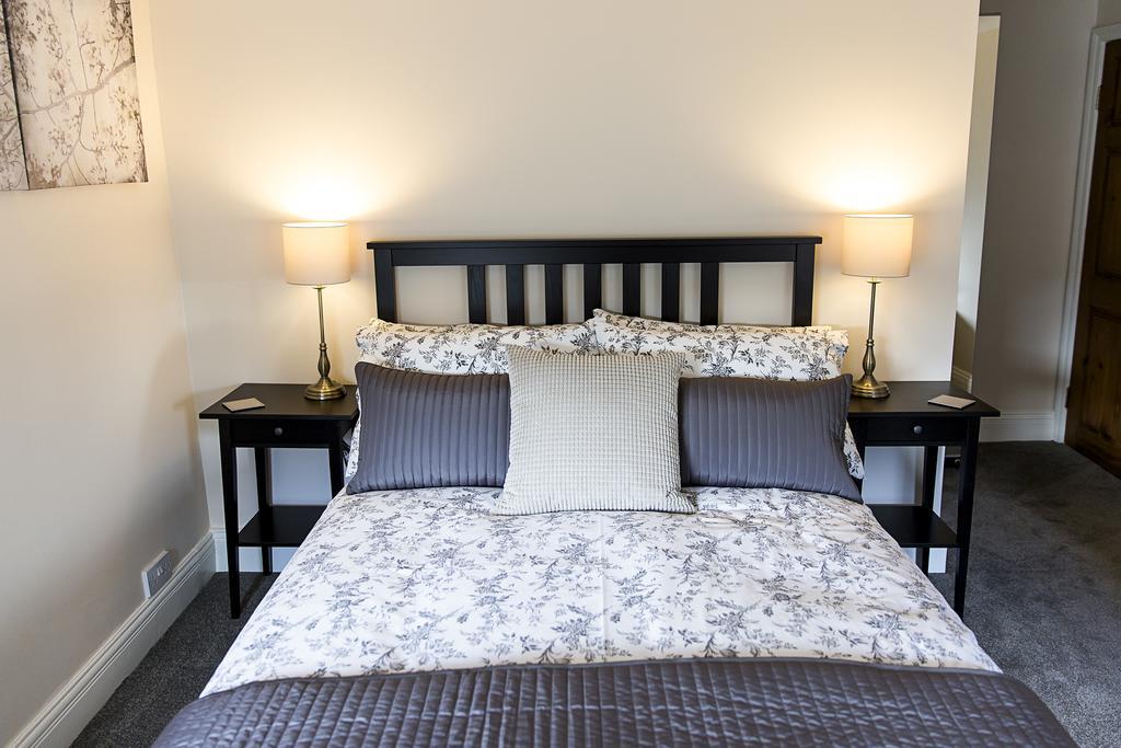Belford House Self Check-In Rooms & Apartments 홀트휘슬 외부 사진